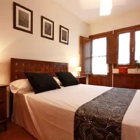 Holiday Granada Plaza Nueva מראה חיצוני תמונה